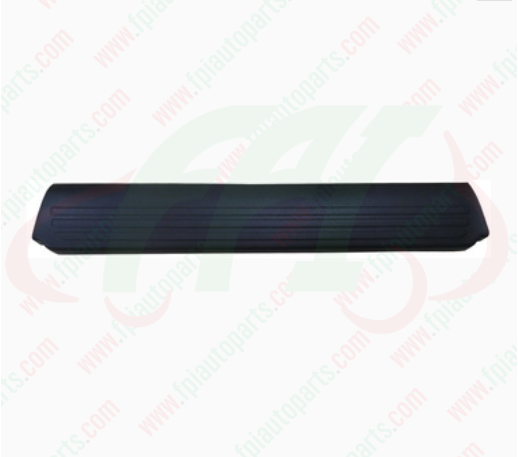 MOLDURA ESTRIBO PUERTA DELANTERA LADO DERECHO GENUINO CHEVROLET D-MAX RT95 3.0