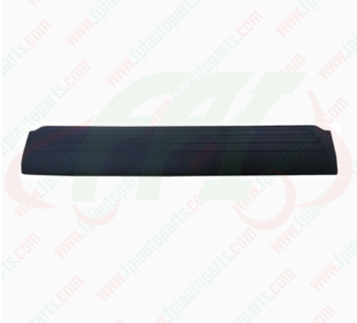 MOLDURA ESTRIBO PUERTA DELANTERA LADO IZQUIERDO GENUINO CHEVROLET D-MAX RT95 3.0